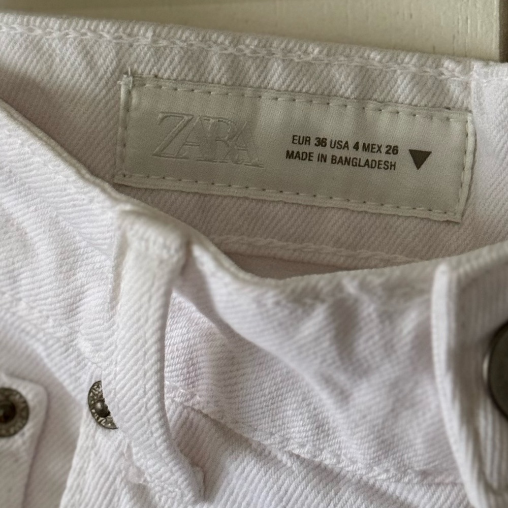 NWT Zara Mom Fit High Waisted Jeans White Denim Jeans 100% Cotton Size US 4 - Picture 9 of 11